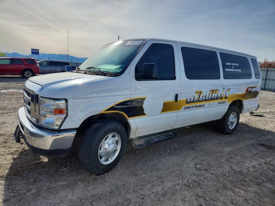 2011 Ford Econoline E350 Super Duty Wagon