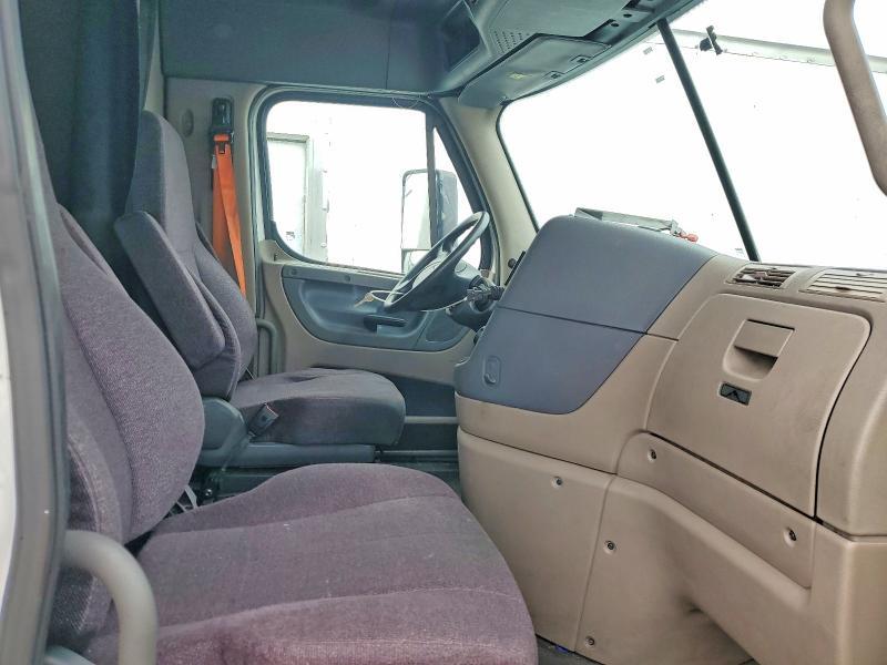 2018 Freightliner Cascadia 125 Semi Truck