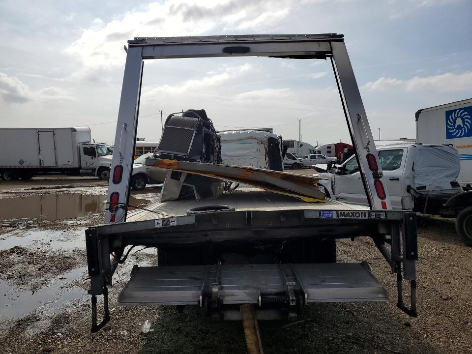 2023 Isuzu NRR