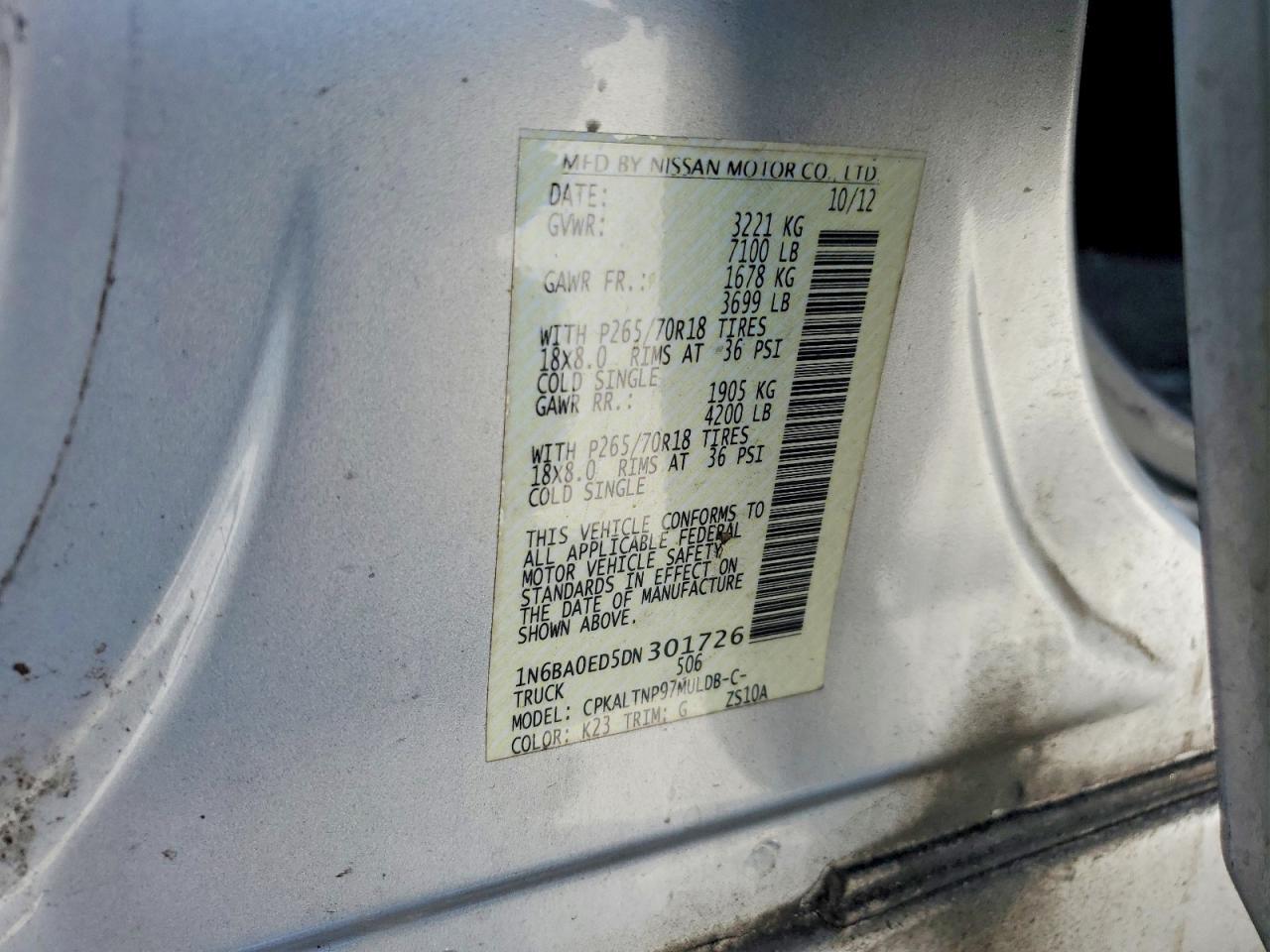 2013 Nissan Titan SV
