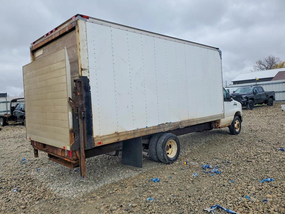 2009 Ford E450 BOX Truck