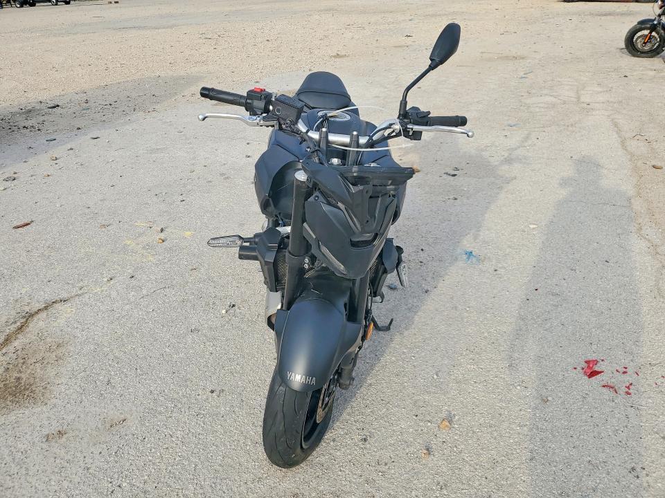 2025 Yama MTN690