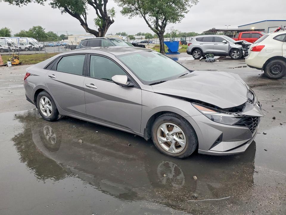2023 Hyundai Elantra se