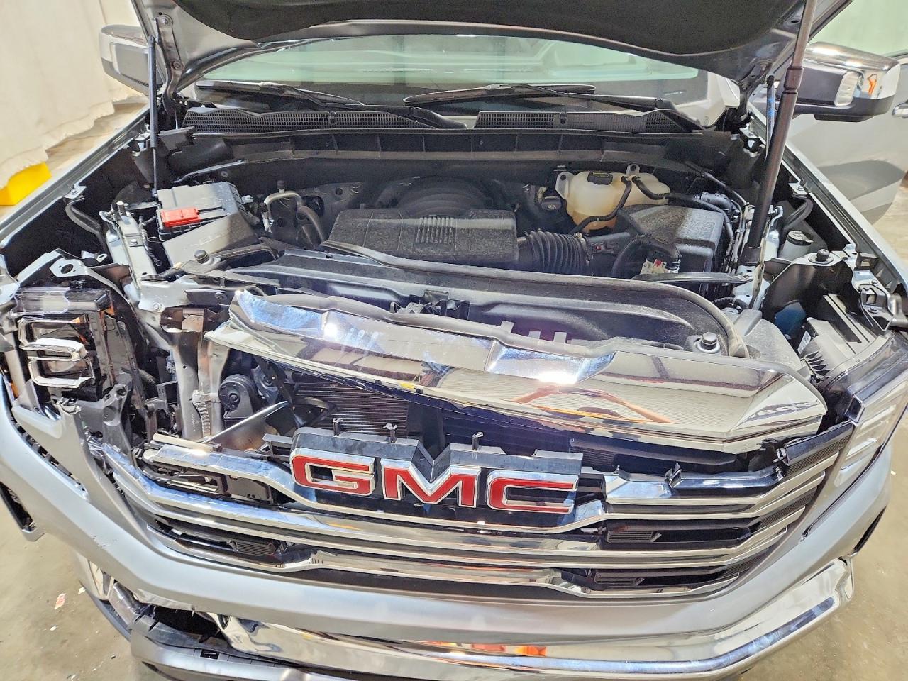 2026 GMC Sierra K1500 SLT