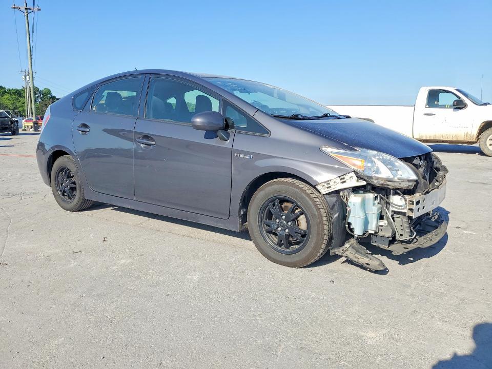 2015 Toyota Prius two