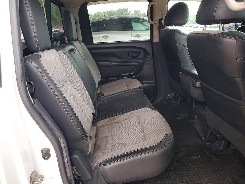 2018 Nissan Titan S