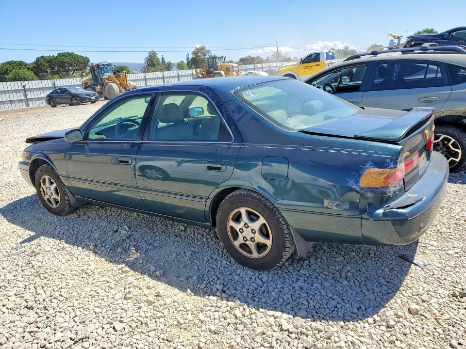 1997 Toyota Camry le