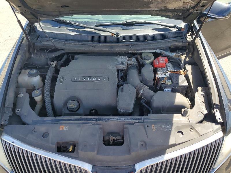 2013 Lincoln MKT