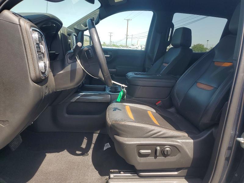 2021 GMC Sierra K1500 AT4