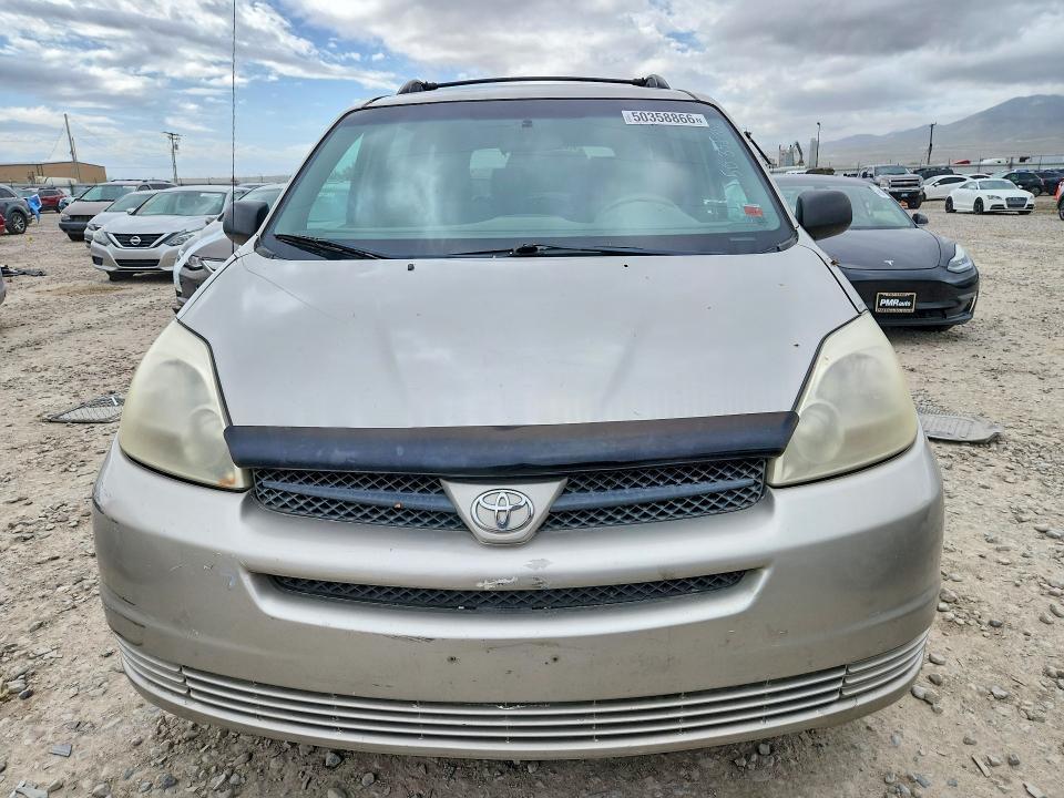 2005 Toyota Sienna le