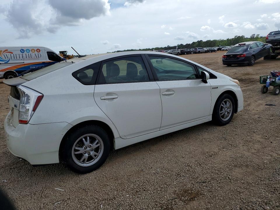 2010 Toyota Prius ii