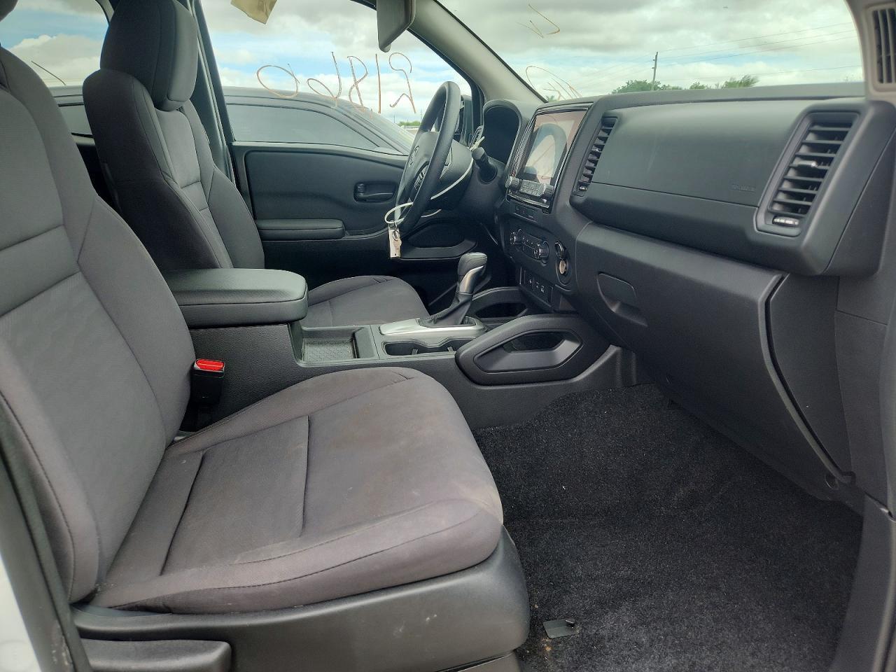 2024 Nissan Frontier S