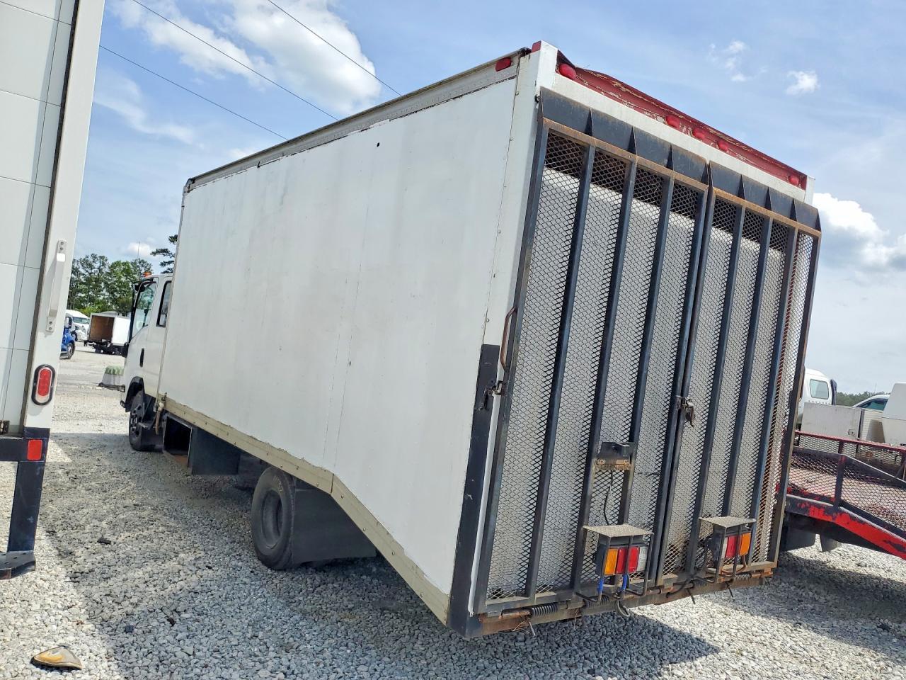 2009 Isuzu NPR BOX Truck