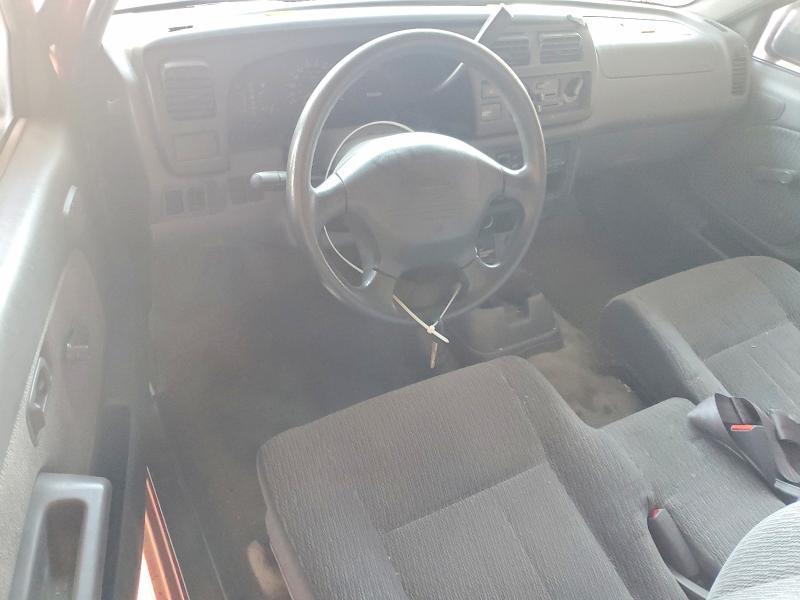 1999 Nissan Frontier xe