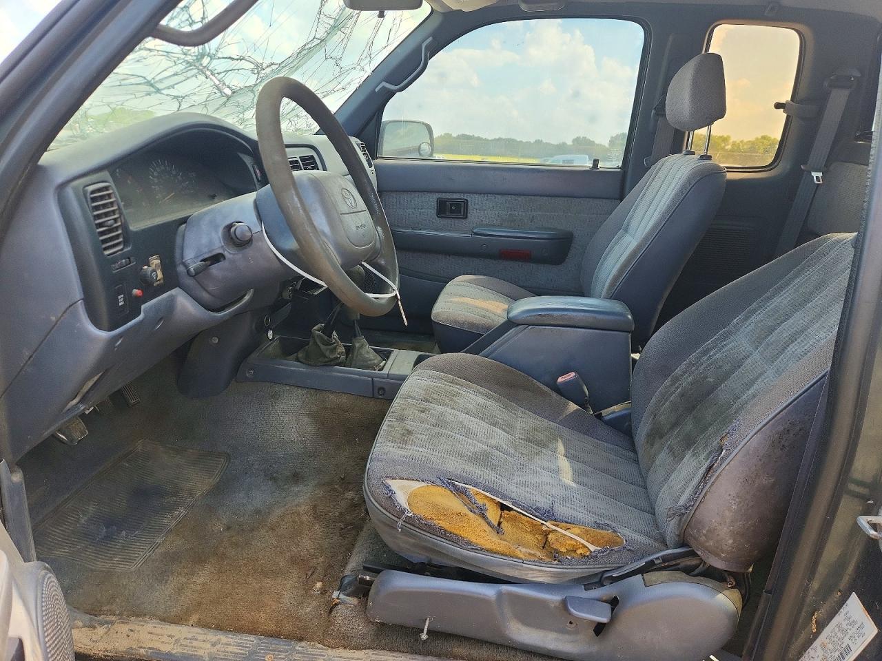 1998 Toyota Tacoma Base
