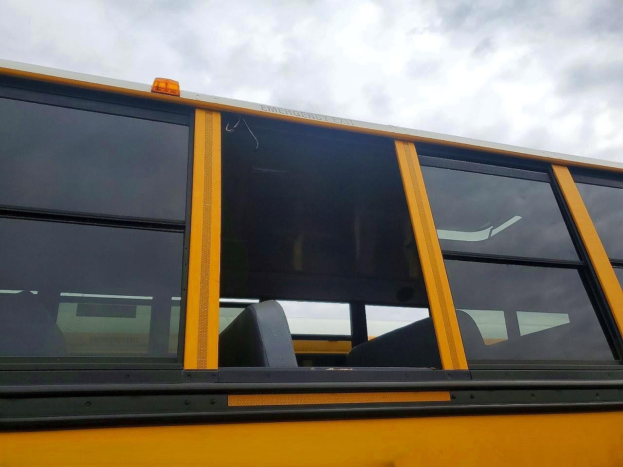 2012 Freigliner 2012 Thomas SAF-T-LINER C2-School Bus