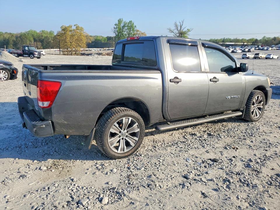 2005 Nissan Titan XE