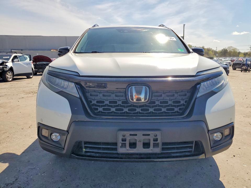 2019 Honda Passport Elite