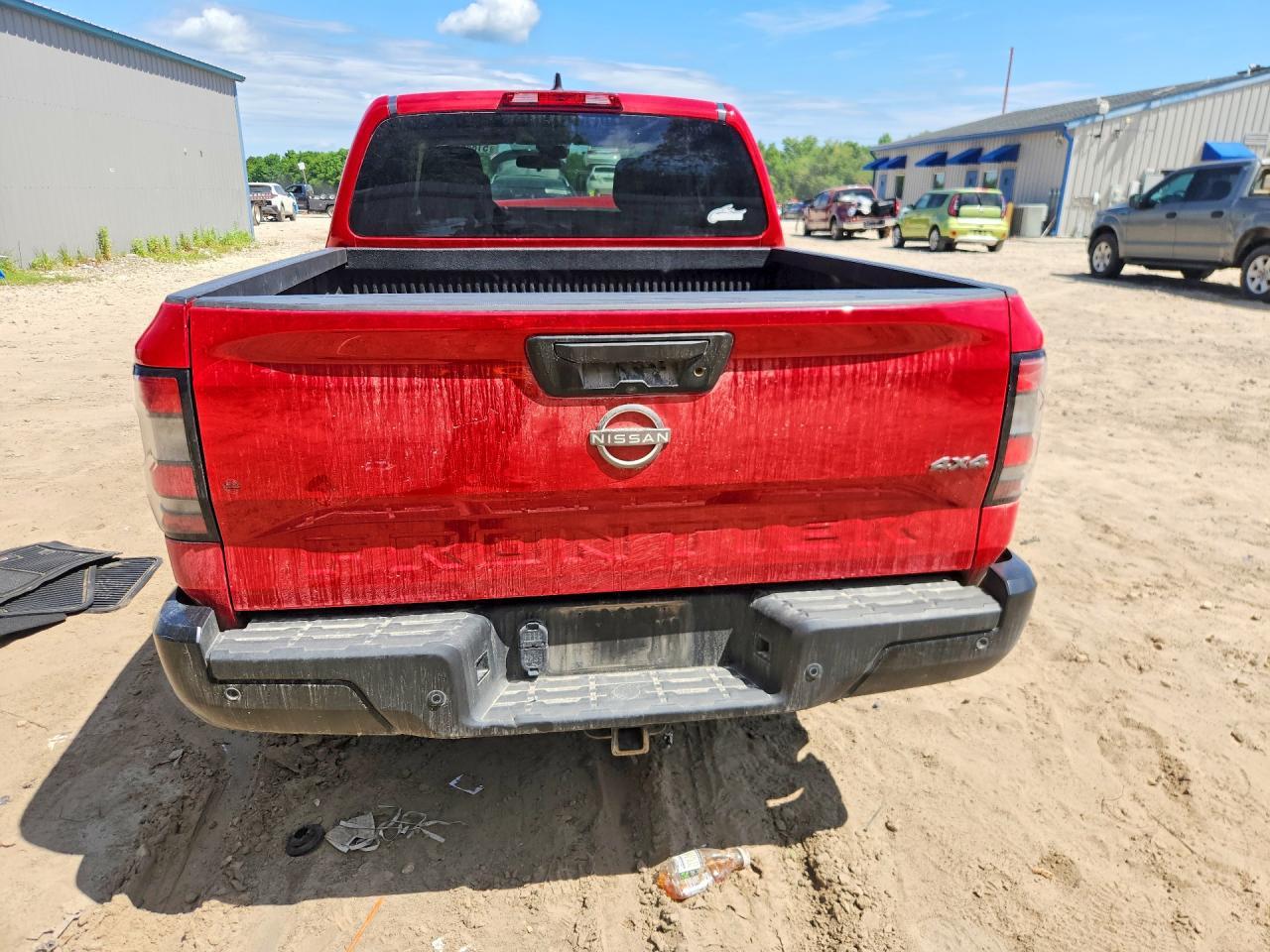 2022 Nissan Frontier S