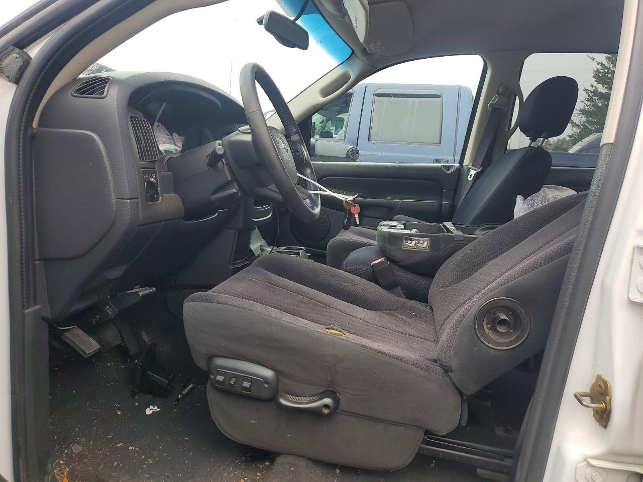 2004 Dodge RAM 3500 ST