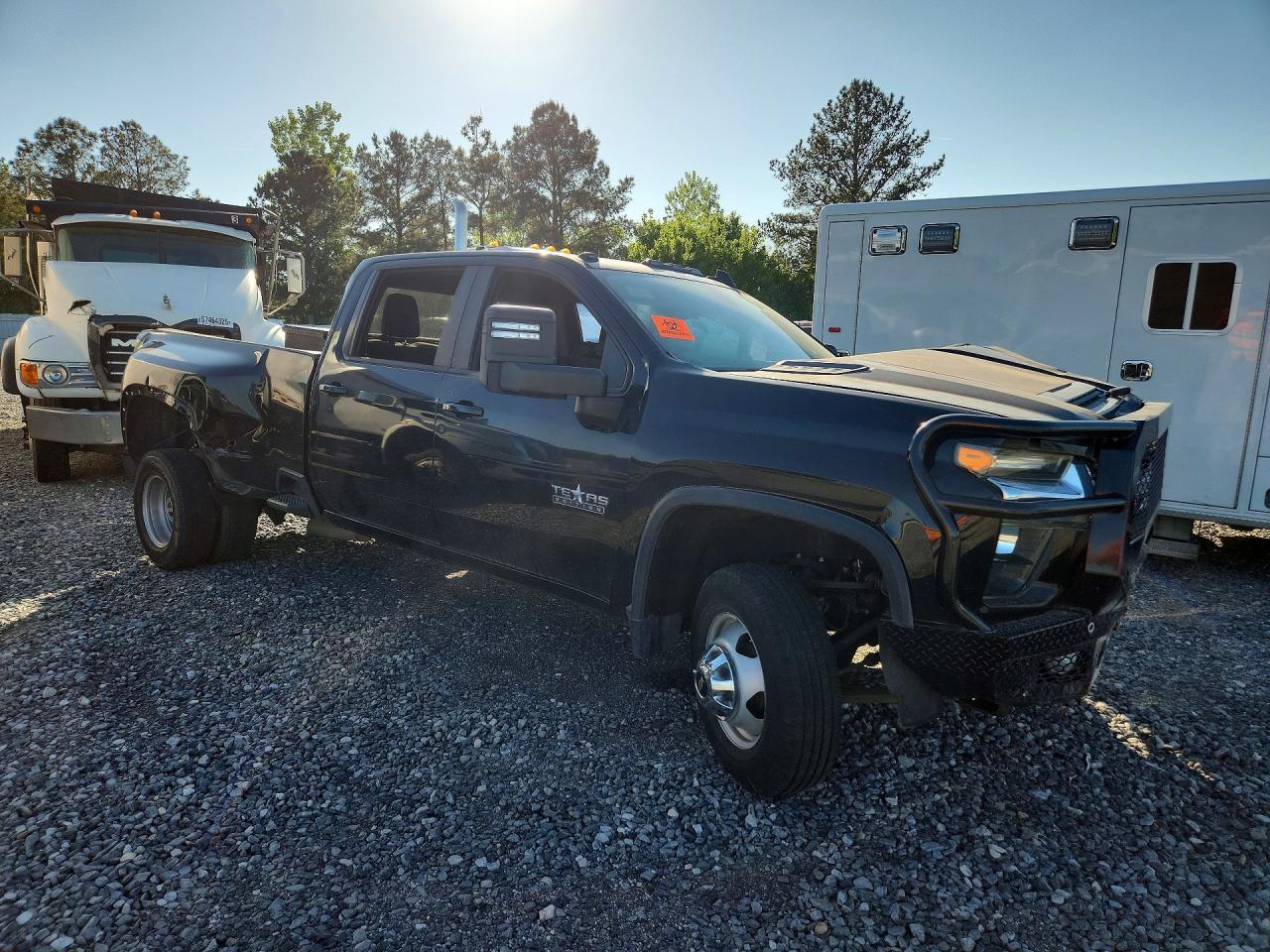 2021 Chevrolet Silverado C3500 LT