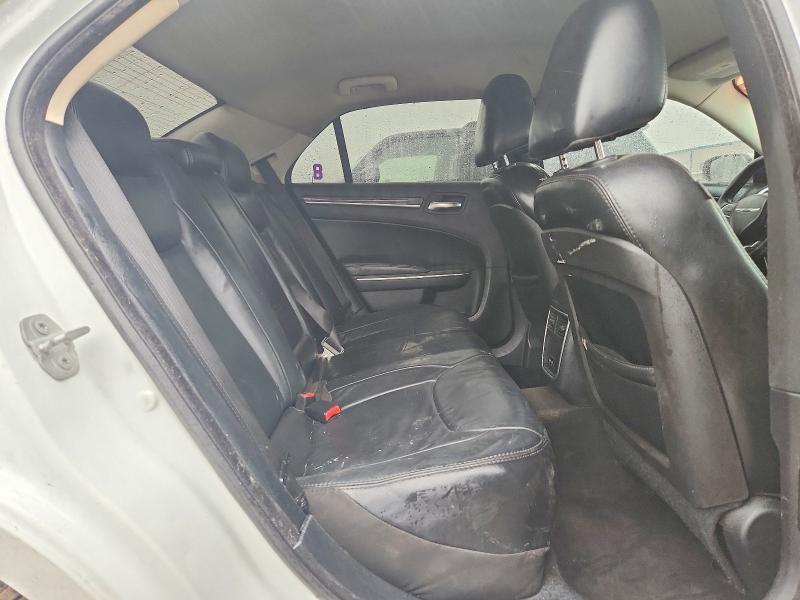 2016 Chrysler 300 Limited