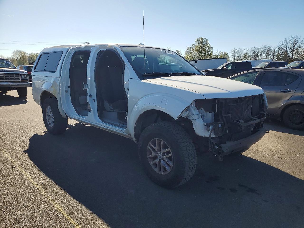 2016 Nissan Frontier SV