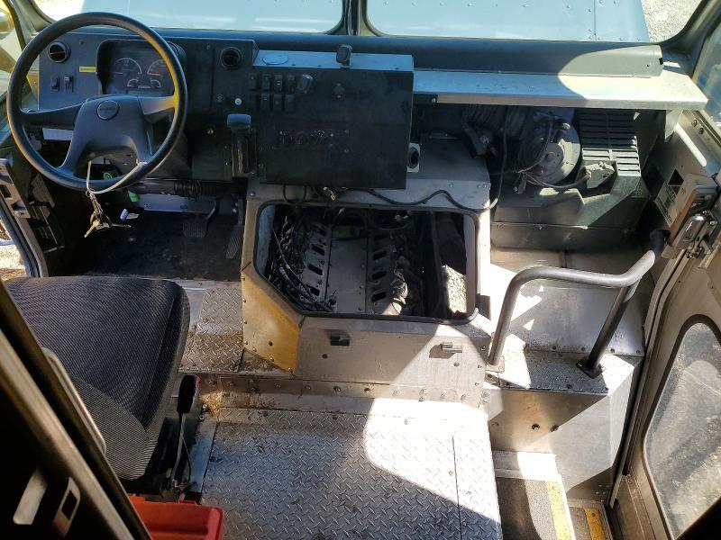 2020 Freightliner MT45G Chassis Delivery Truck