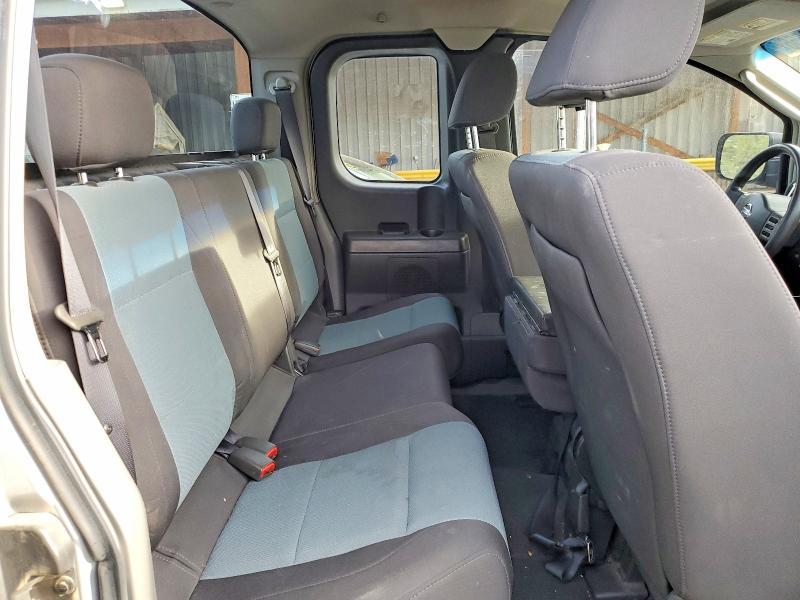 2005 Nissan Titan XE