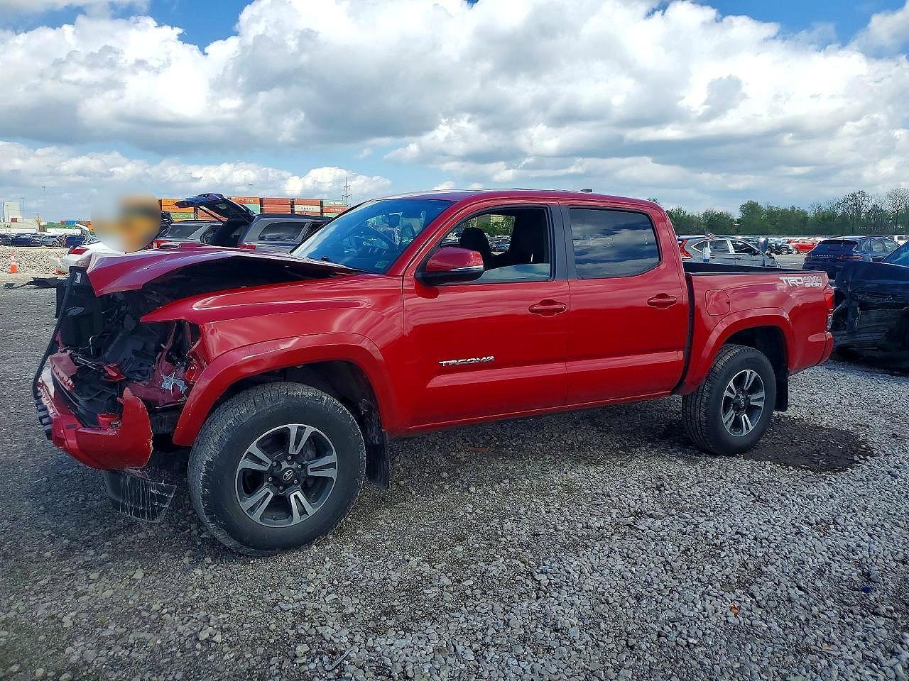 2017 Toyota Tacoma TRD Sport
