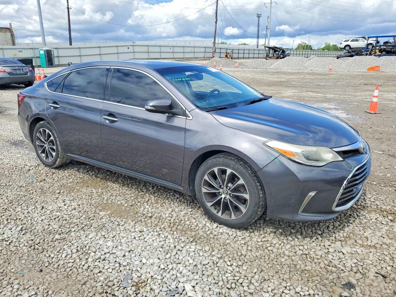 2016 Toyota Avalon xle Premium