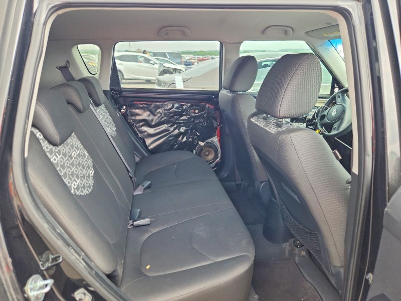 2010 KIA Soul +