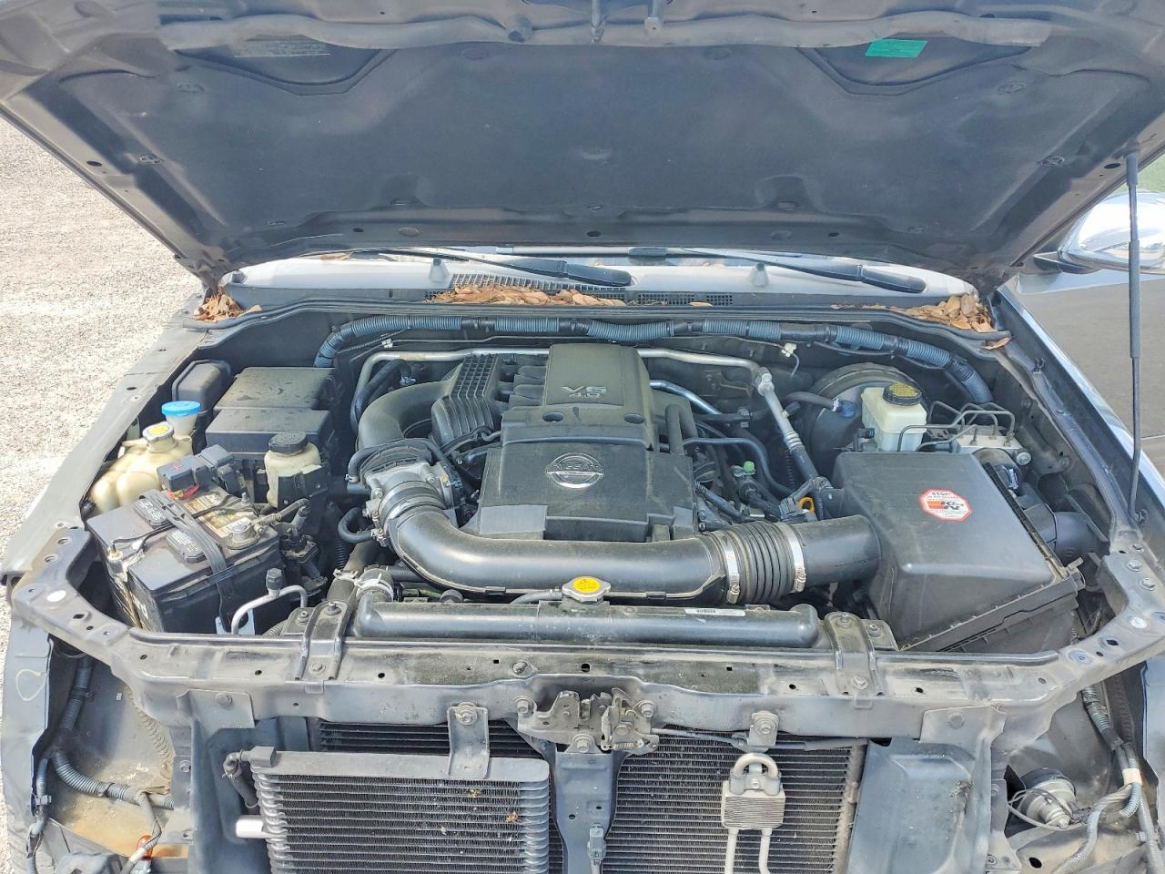 2009 Nissan Frontier SE V6
