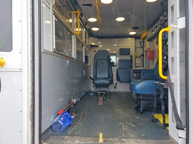 2018 Ford E350 Ambulance