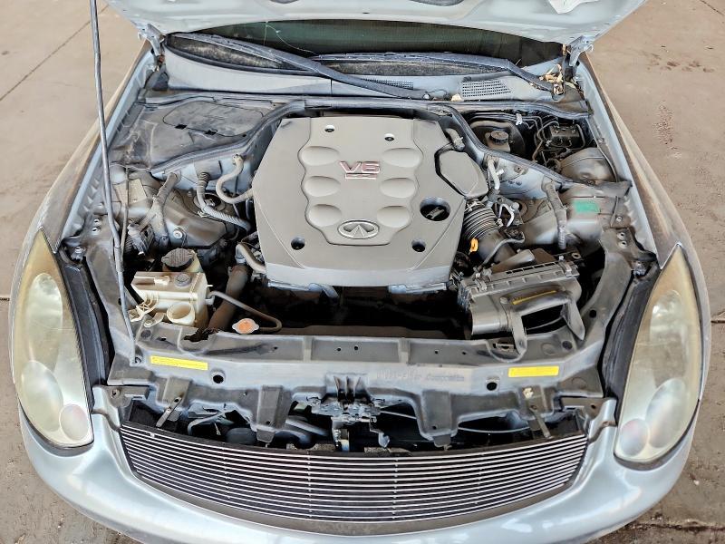 2004 Infiniti G35 Base