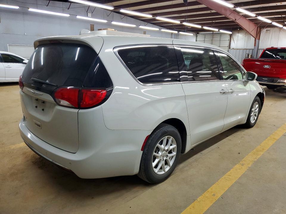 2020 Chrysler Pacifica Touring