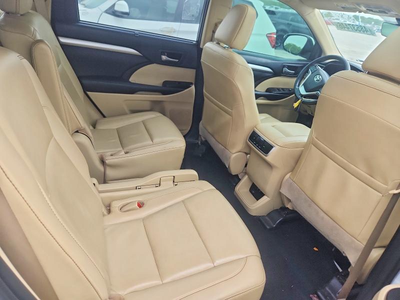 2019 Toyota Highlander xle