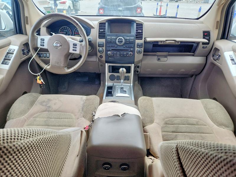 2011 Nissan Pathfinder s