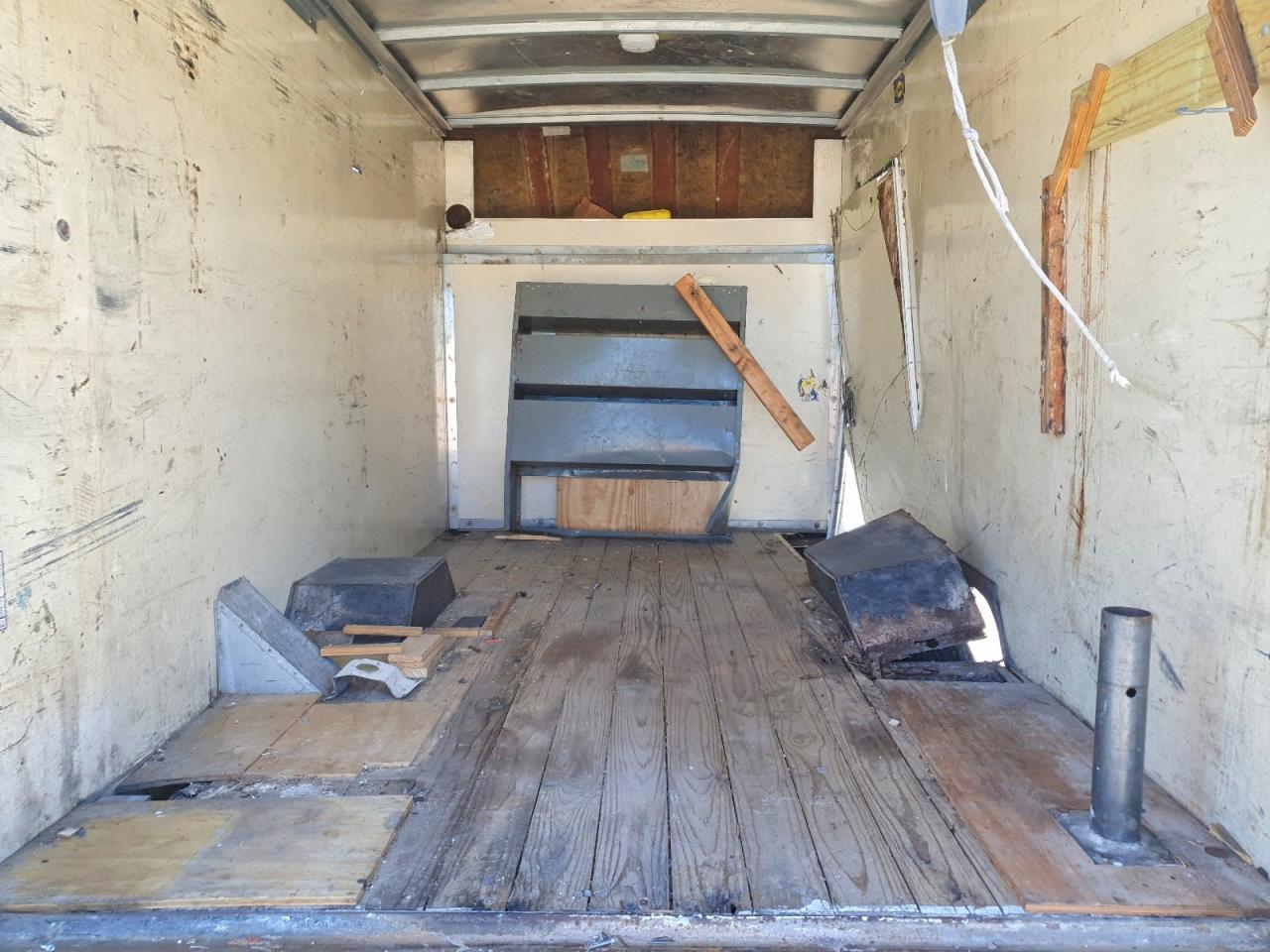 2013 Ford E350 Delivery Truck