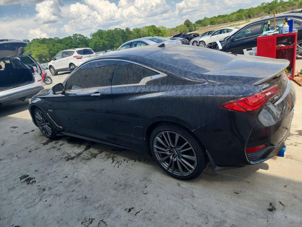 2017 Infiniti Q60 red Sport 400
