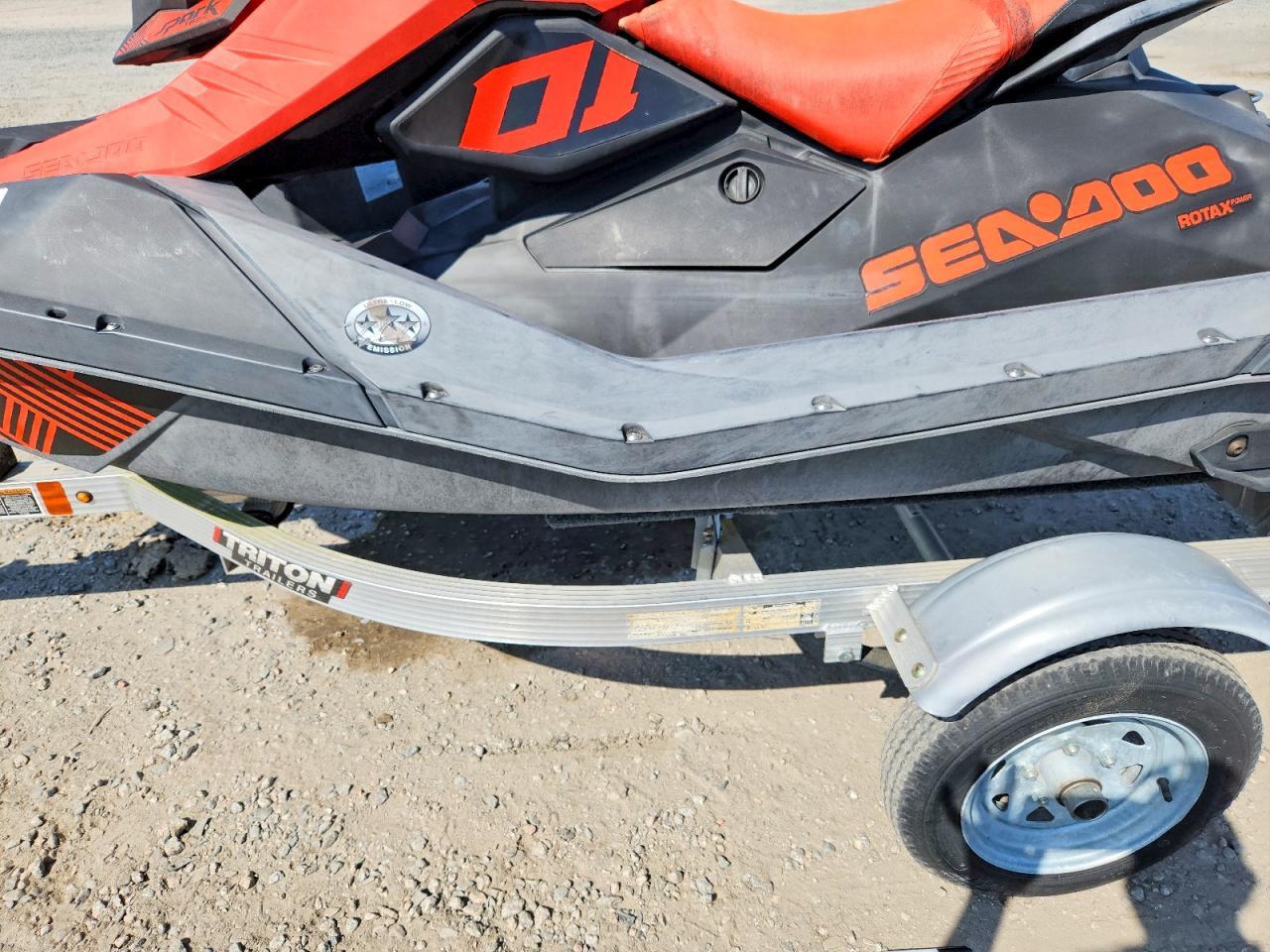 2022 Sea Doo Spark Trixx