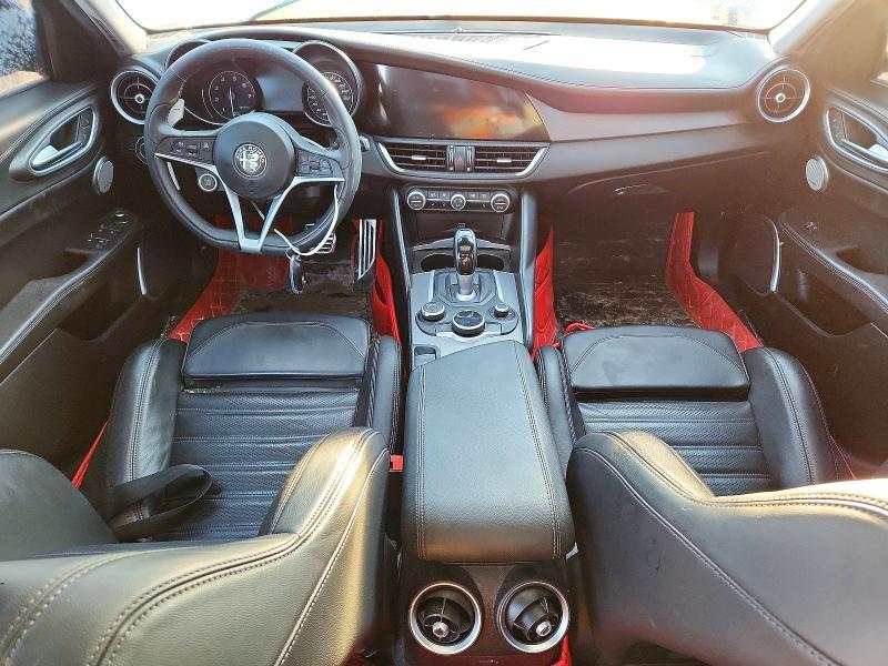 2018 Alfa Romeo Giulia ti Q4