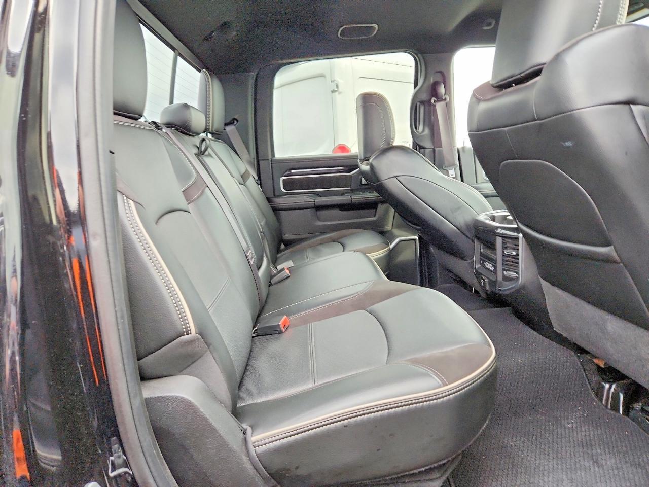 2022 Dodge 3500 Laramie