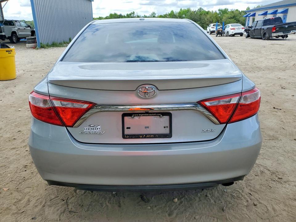 2015 Toyota Camry xse