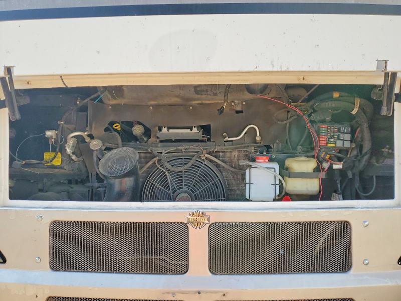 2004 Workhorse Custom Chassis Motorhome Chassis P3500