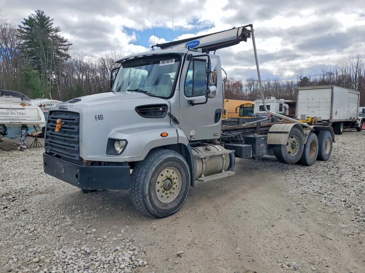 2013 Freightliner 114SD ROLL-OFF Container Truck