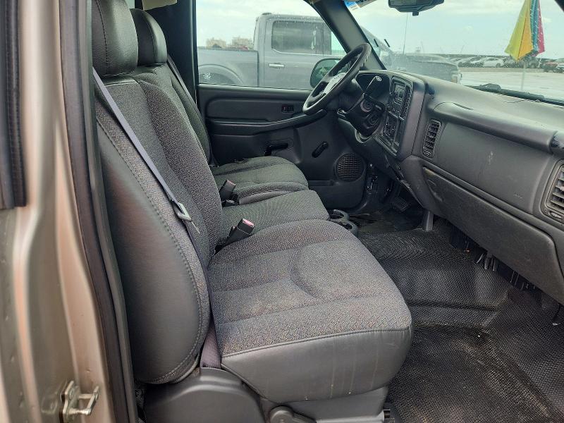 2004 Chevrolet Silverado C1500