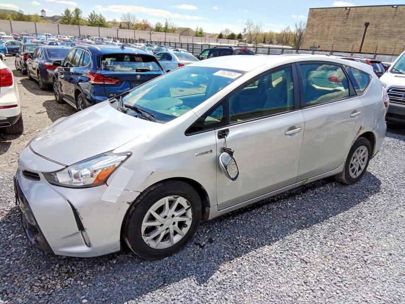 2017 Toyota Prius v Three