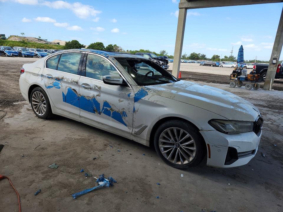 2022 BMW 530 i