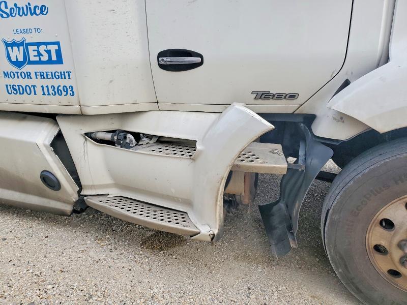 2020 Kenworth T680 Semi Truck